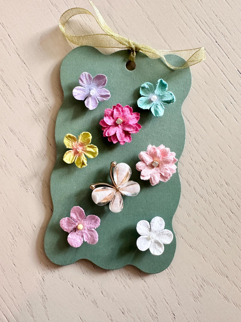 Floral Magnetic Wine Charms — Pastel Drink Markers for Parties & Gifts