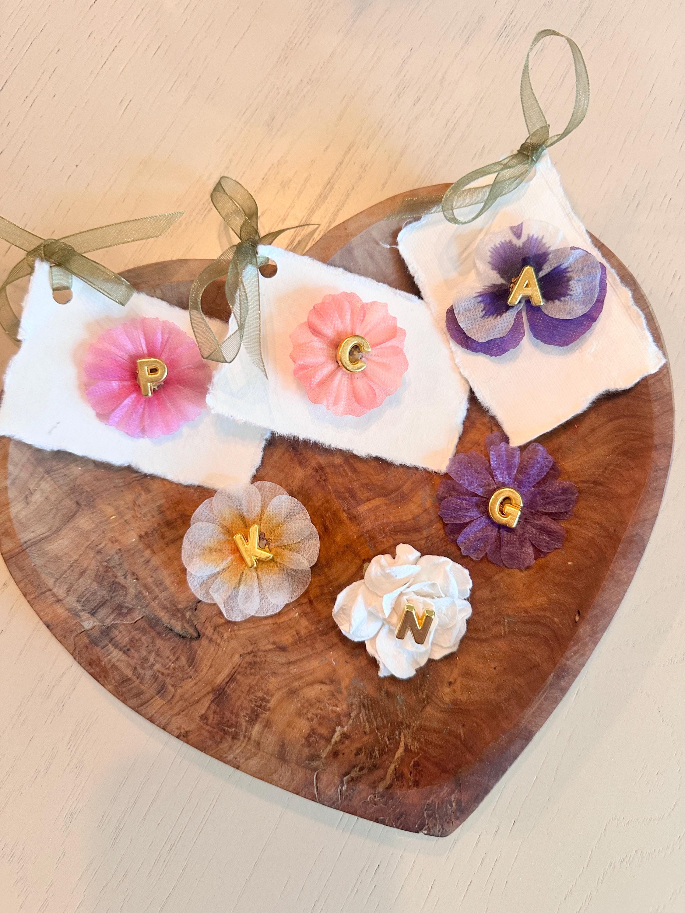 Personalized Floral Wine Charms – Custom Initial Bridesmaid Gift & Wedding Favor