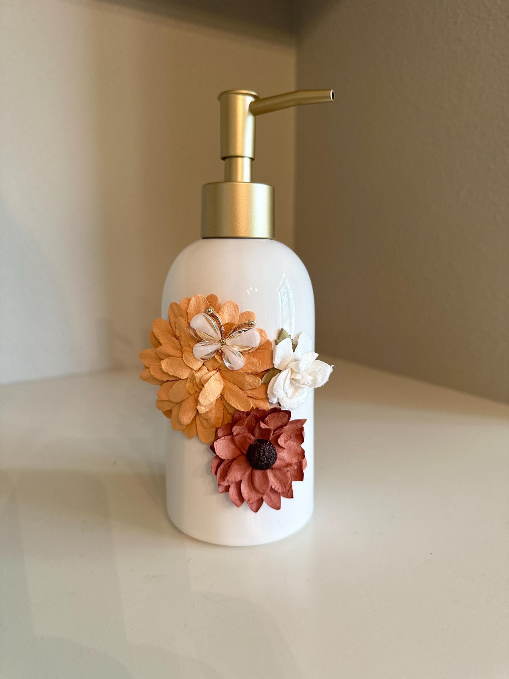 Floral Soap Dispenser — Botanical Bath & Kitchen Accent