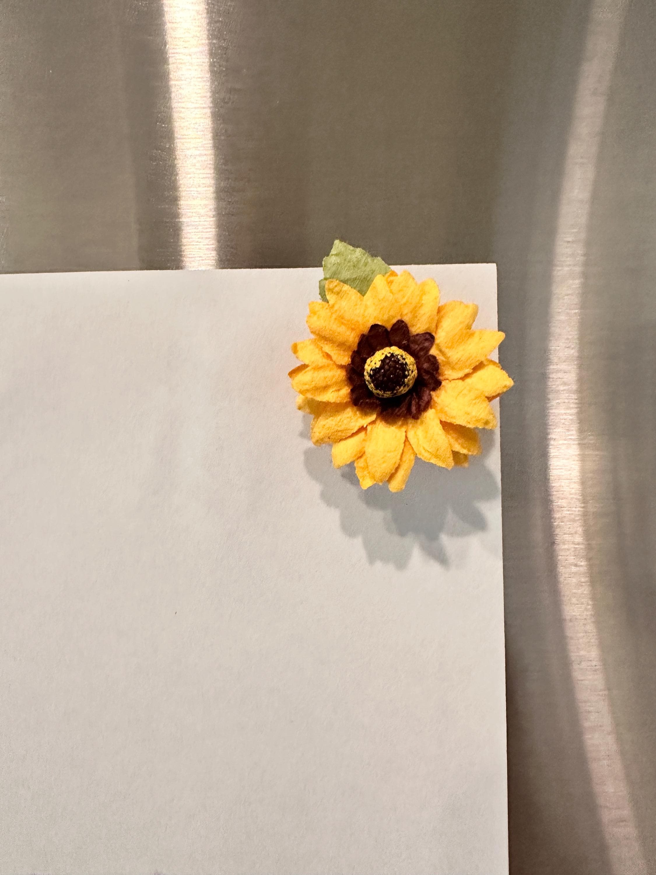 Floral Magnetic Wine Charms — Pastel Drink Markers for Parties & Gifts