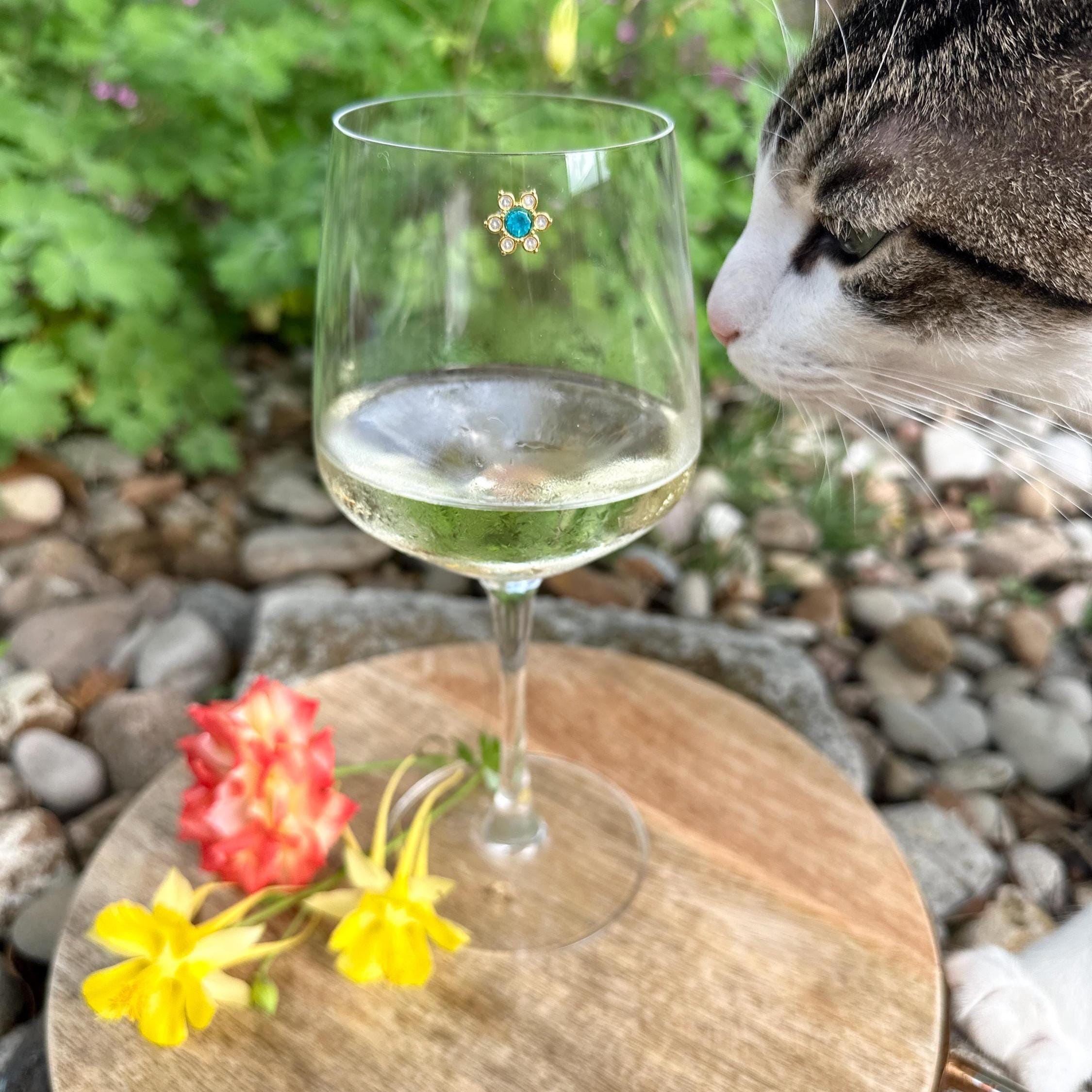 Rhinestone Wine Glass Charms – Colorful Crystal Drink Markers for Parties